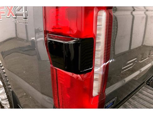 Used 2022 Chevrolet Colorado Z71 image 28