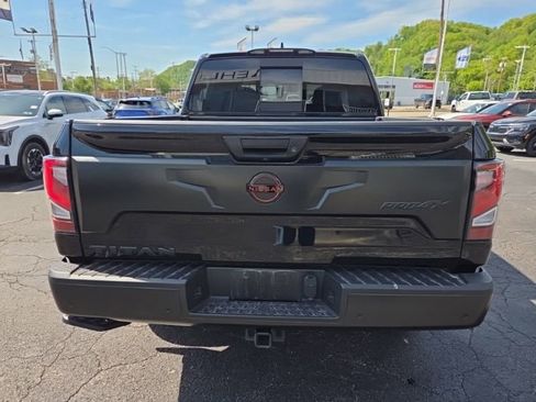 Used 2023 Nissan Titan PRO-4X w/ Pro-4x Convenience Package AWD/4WD image 6