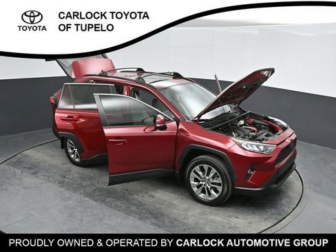 Used 2019 Toyota RAV4 XLE Premium image 50