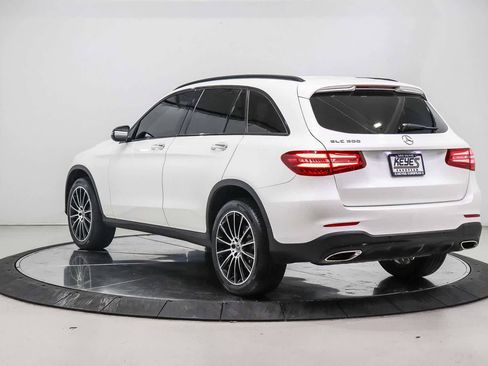 Used 2018 Mercedes-Benz GLC 300 image 2