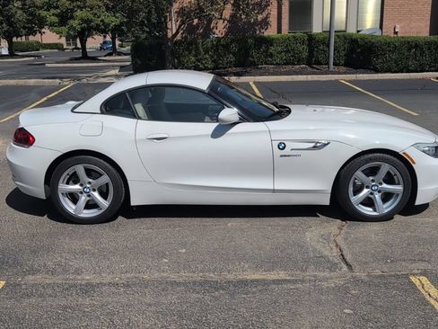 Used 2011 BMW Z4 sDrive30i RWD image 14
