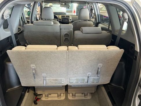 Used 2011 Toyota RAV4 2WD w/ Base L4 Extra Value Pkg image 21