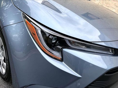 Used 2026 Toyota Corolla LE FWD image 27