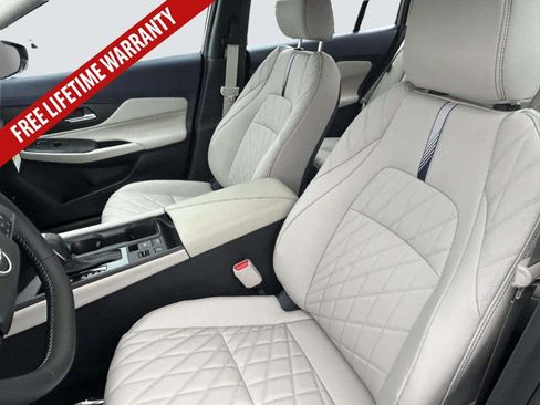 New 2026 Nissan Sentra SL w/ Floor Mat Package FWD image 19