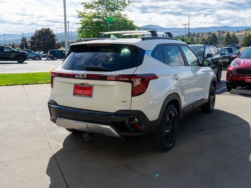Used 2026 Kia Seltos EX w/ EX Sunroof Package AWD/4WD image 7