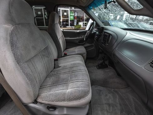 Used 1998 Ford F150 XLT image 25
