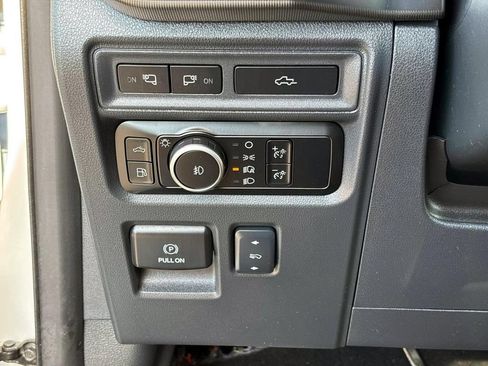Used 2024 Ford F150 Lariat w/ Bed Utility Package AWD/4WD image 19