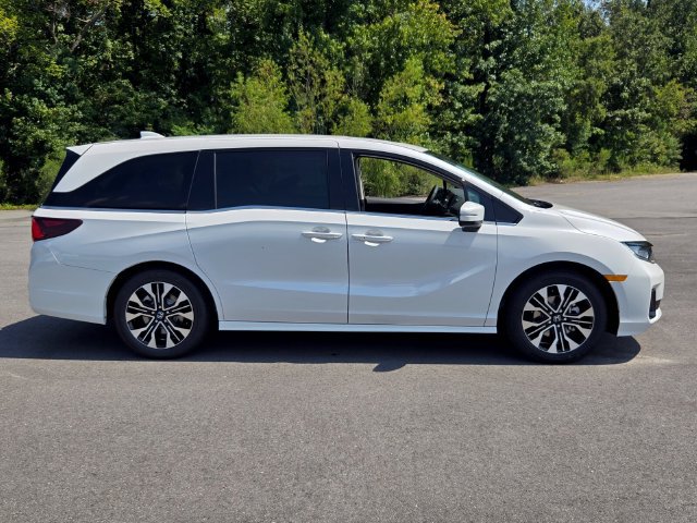 New 2027 Honda Odyssey Elite image 2
