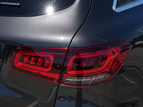 Used 2022 Mercedes-Benz GLC 300 image 22