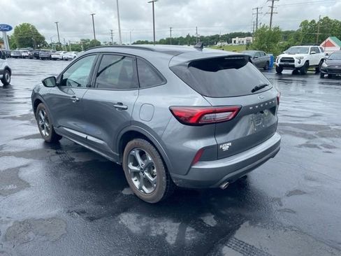 Used 2024 Ford Escape ST-Line FWD image 3