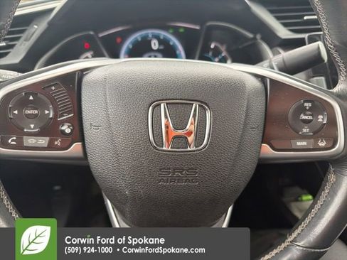 Used 2016 Honda Civic Touring image 10