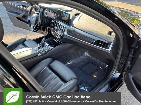 Used 2018 BMW 530i xDrive AWD/4WD image 36