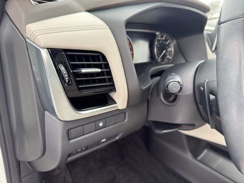 Certified 2023 Nissan Rogue SL image 14