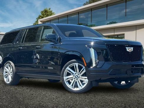 New 2026 Cadillac Escalade ESV Sport w/ Touring Package AWD/4WD image 2
