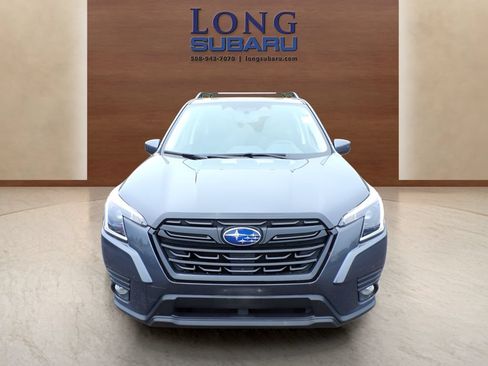 Used 2023 Subaru Forester Premium AWD/4WD image 4