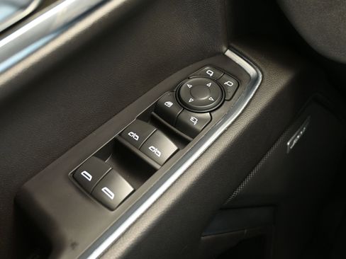 Used 2022 GMC Sierra 1500 SLT w/ SLT Premium Plus Package image 24