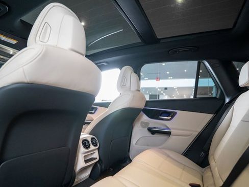 New 2026 Mercedes-Benz GLC 300 4MATIC image 12