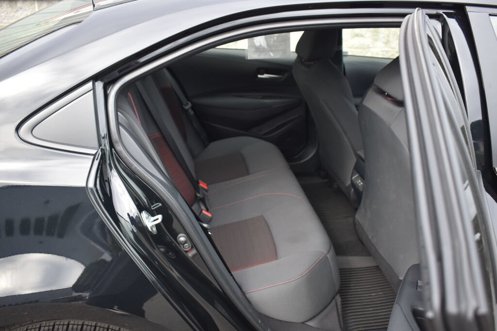Used 2026 Toyota Corolla SE FWD image 23