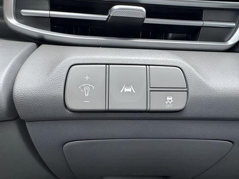 Certified 2023 Hyundai Elantra SEL w/ Convenience Package FWD image 24