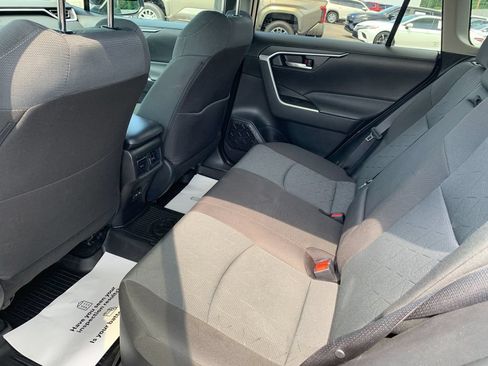 Used 2025 Toyota RAV4 XLE w/ Convenience Package AWD/4WD image 14