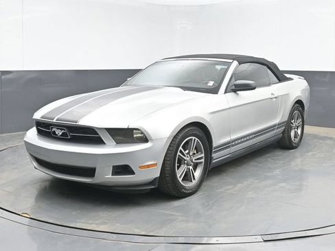 Used 2011 Ford Mustang Premium w/ 201A Rapid Spec Order Code RWD image 10