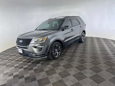 Used 2018 Ford Explorer Sport w/ Equipment Group 401A AWD/4WD image 5
