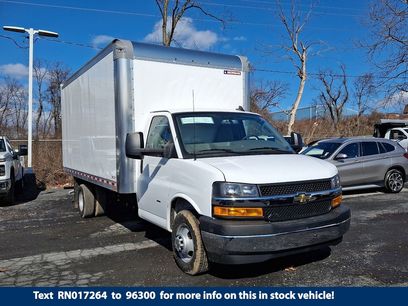 New 2024 Chevrolet Express 3500 w/ Power Convenience Package