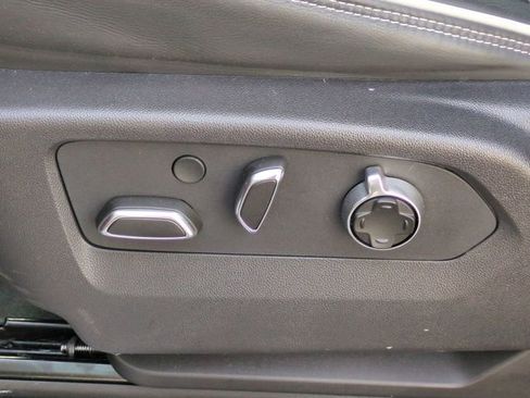 Used 2024 GMC Sierra 1500 AT4X image 23