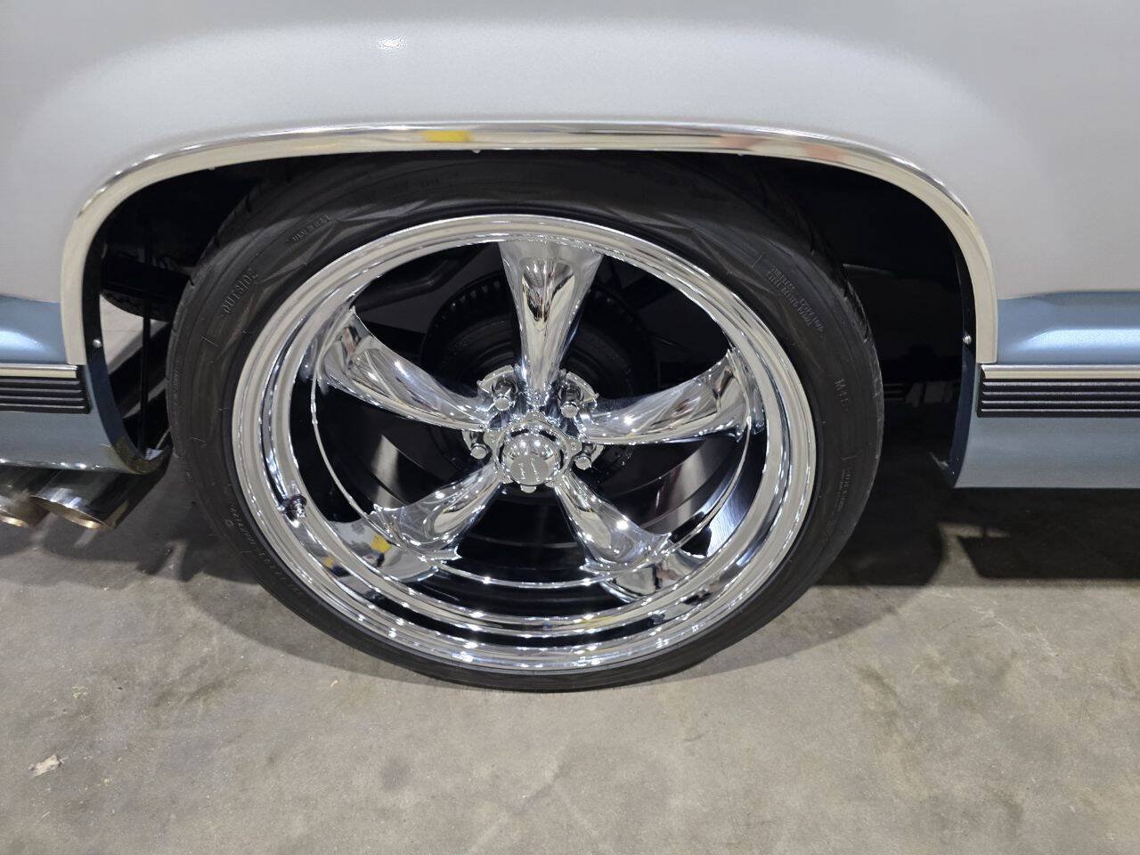 Used 1989 Chevrolet Silverado 1500 2WD Regular Cab image 25
