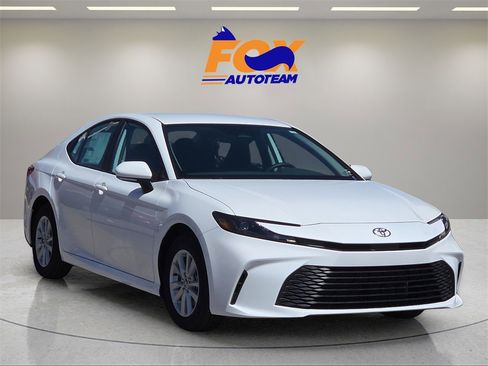 New 2026 Toyota Camry LE image 6