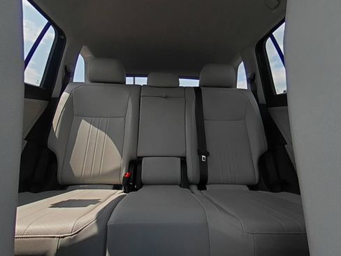 Used 2023 Volkswagen Tiguan SE image 27