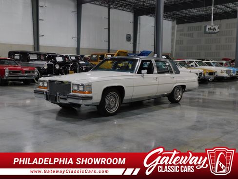 Used 1988 Cadillac Brougham image 1