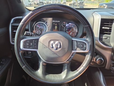 Used 2023 RAM 1500 Big Horn AWD/4WD image 18