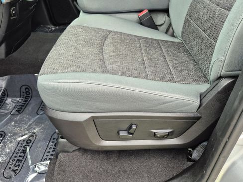 Used 2016 RAM 1500 Big Horn AWD/4WD image 18