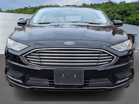Certified 2018 Ford Fusion S image 2