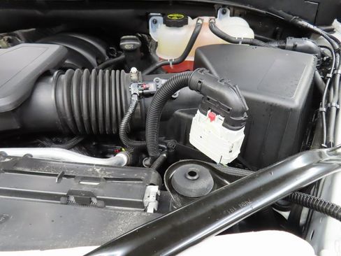 Used 2024 GMC Yukon Denali image 30