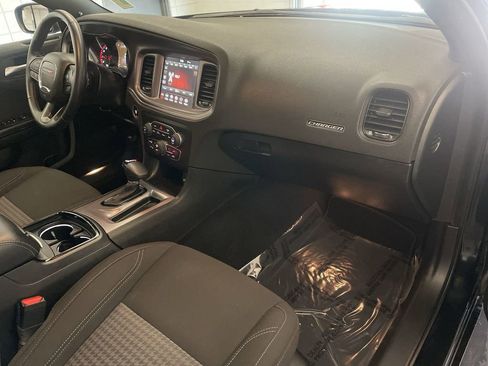 Used 2023 Dodge Charger SXT w/ Blacktop Package AWD/4WD image 21