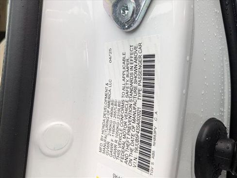 Used 2025 Acura TLX w/ Technology Package FWD image 17