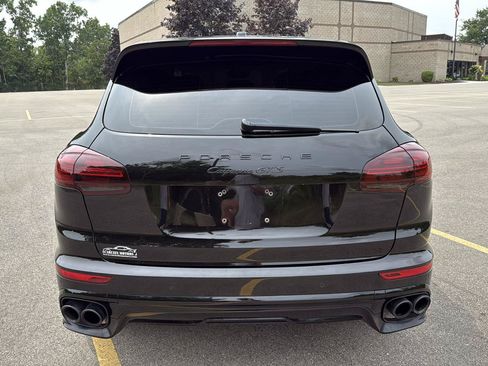 Used 2017 Porsche Cayenne GTS AWD/4WD image 6