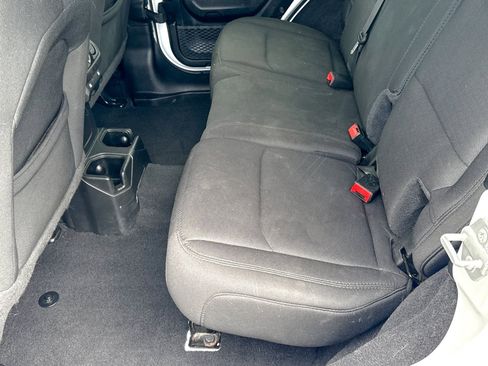 Used 2021 Jeep Wrangler Unlimited Sport image 20