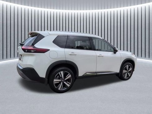 Used 2021 Nissan Rogue SL w/ Premium Package AWD/4WD image 4