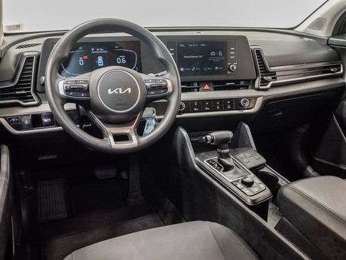 Used 2023 Kia Sportage LX FWD image 7