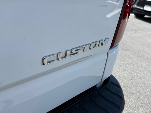 Used 2023 Chevrolet Silverado 1500 Custom AWD/4WD image 10