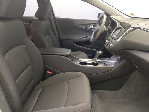 Used 2019 Chevrolet Malibu LT w/ Driver Confidence Package II FWD image 21