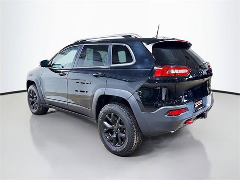 Used 2018 Jeep Cherokee Trailhawk w/ Quick Order Package 27L image 9