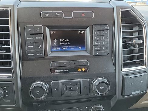 Used 2017 Ford F350 XLT w/ XLT Value Package AWD/4WD image 12