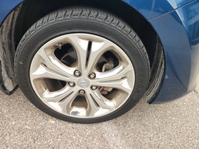 Used 2014 Hyundai Elantra GT w/ Option Group 02 FWD image 6
