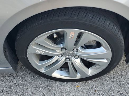 Used 2023 Acura TLX w/ Technology Package image 10