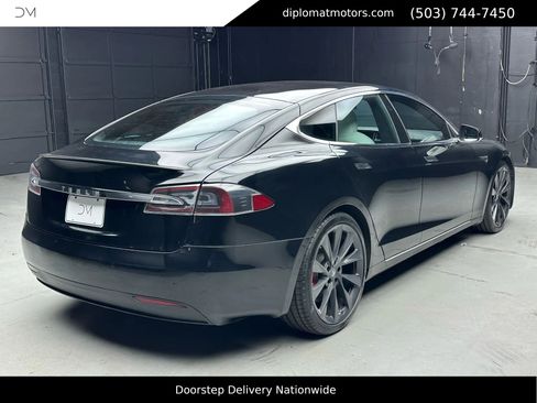 Used 2020 Tesla Model S Performance image 7