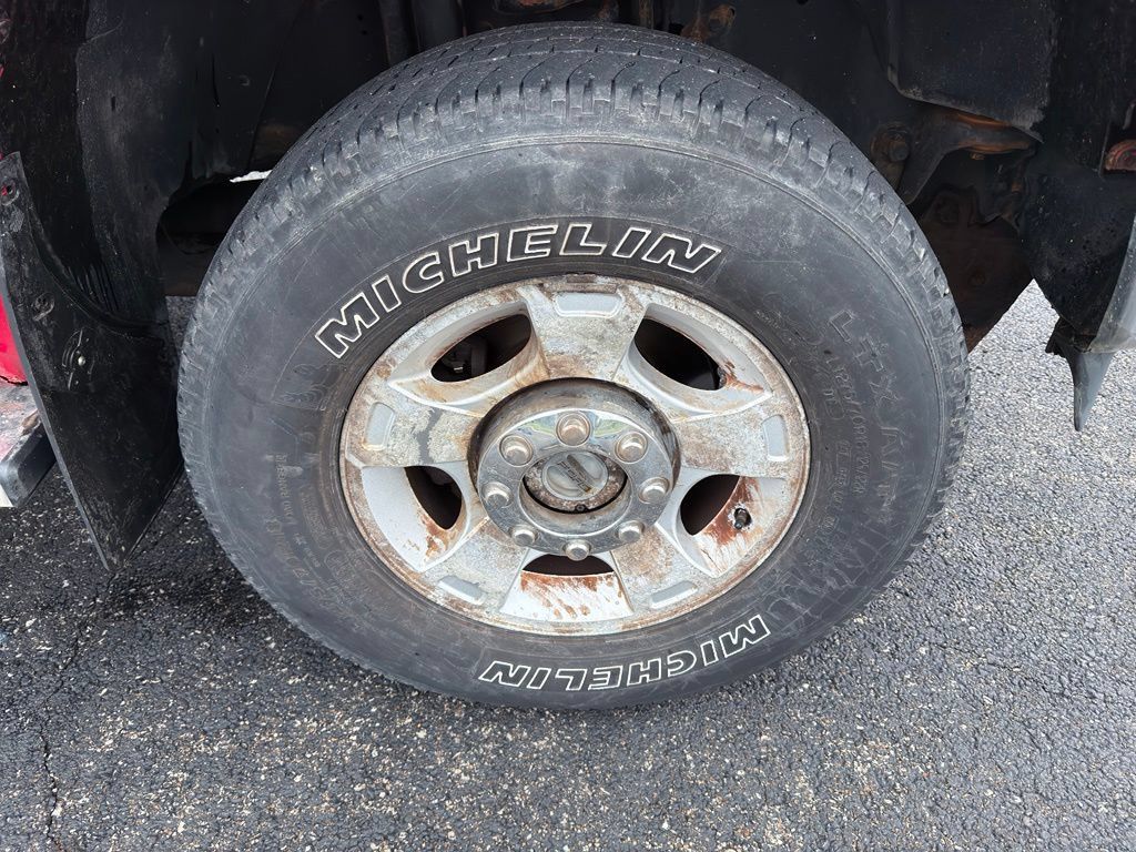 Used 2010 Ford F250 XL AWD/4WD image 19